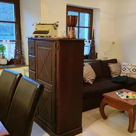 Ferienhaus Moselkern 度假居 摩泽尔肯